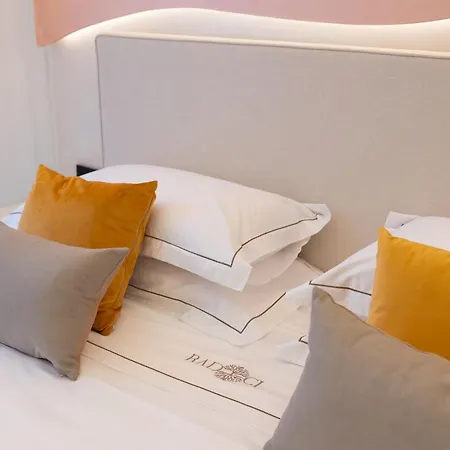 Radici فندق مبيت وإفطار 4*